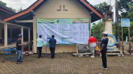 Pemasangan Banner LPJ APBKAL tahun anggaran 2025 dan program APBKAL tahun anggaran 2026